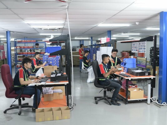 Warehousing Fulfillment Center Snt Global